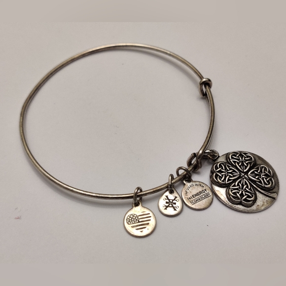4-Leaf clover Alex and Ani Expandable Bracelet - Picture 4 of 9